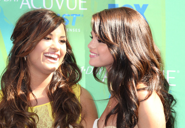 2011 Teen Choice Awards - Arriv...