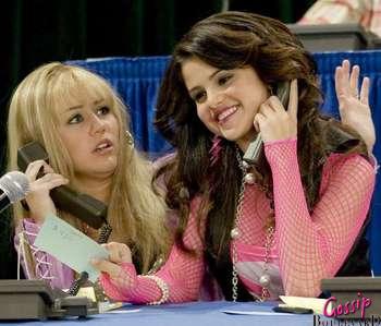 Selena with Miley