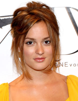 Leighton in yellow
